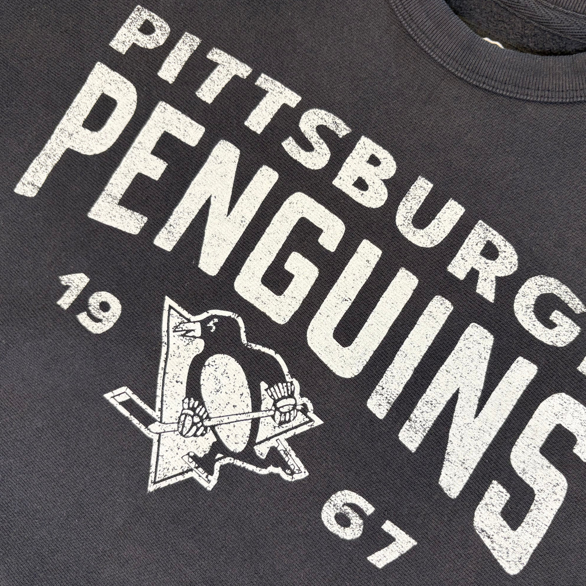 penguins Dusted Windsor River Long '47 Fashion Sweatshirt